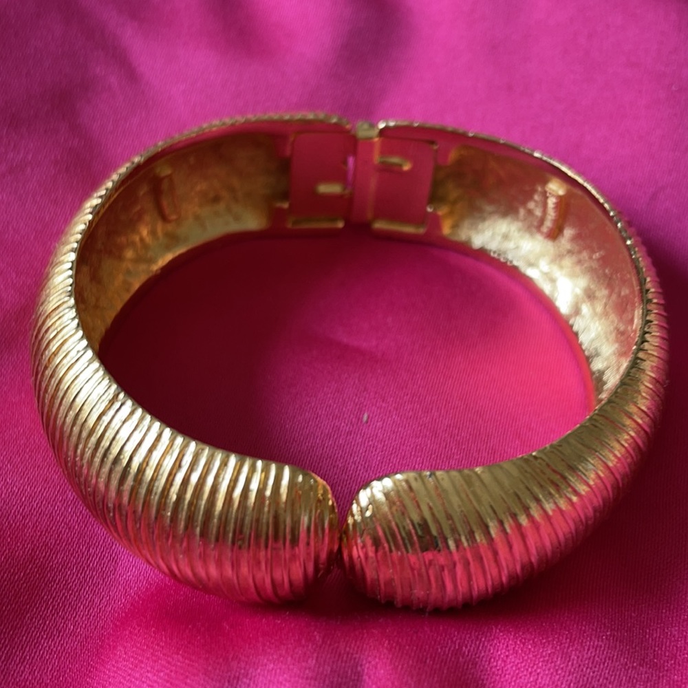 Ann Taylor hinged cuff bracelet